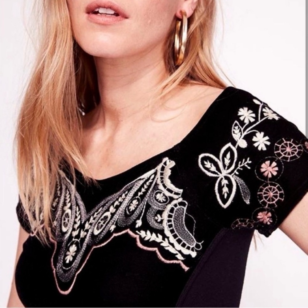 Free People Blouse Size XS Petite Black Velvet Embroidered Party Train